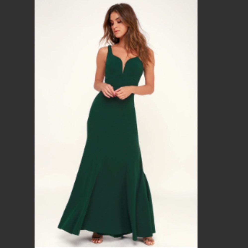 APERITIF EMERALD GREEN SLEEVELESS MAXI DRESS